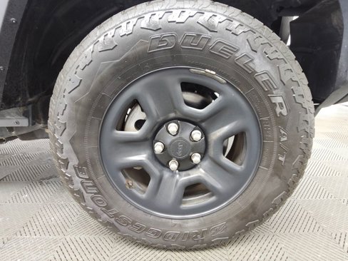 Used 2018 Jeep Wrangler Unlimited Sport image 40
