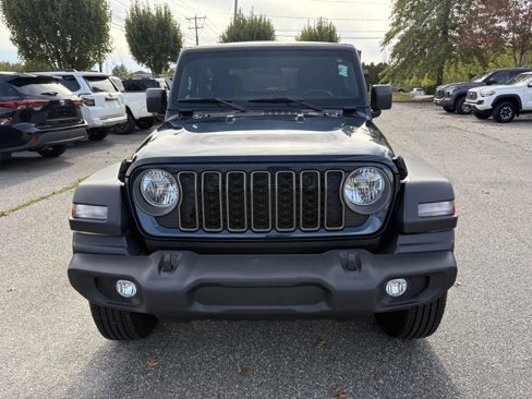Used 2025 Jeep Wrangler Sport image 2