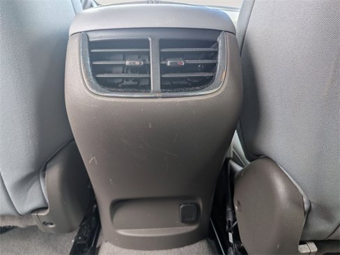 Used 2023 Chevrolet Malibu LT image 24
