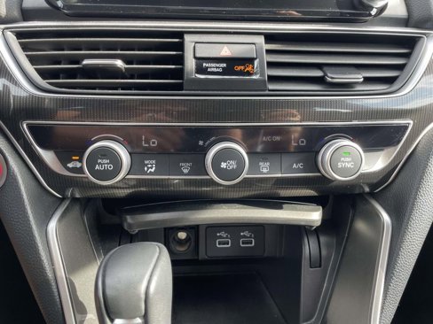 Used 2022 Honda Accord Sport image 28