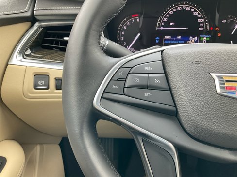 Used 2017 Cadillac XT5 FWD image 26