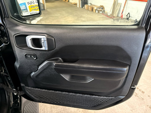 Used 2021 Jeep Gladiator Sport image 51