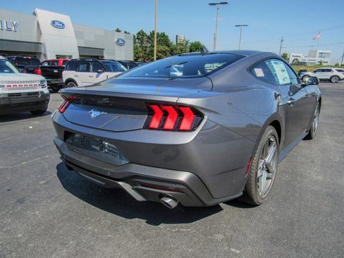 New 2025 Ford Mustang Coupe image 4
