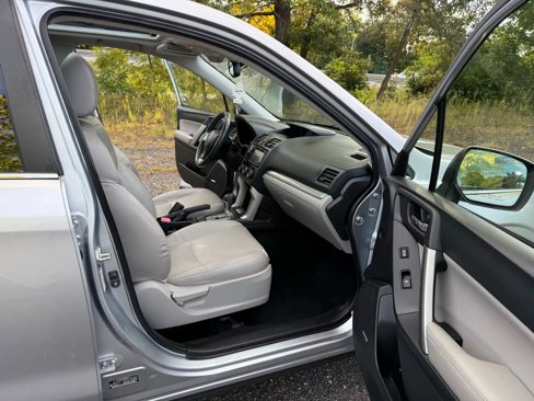 Used 2014 Subaru Forester 2.5i Touring image 12