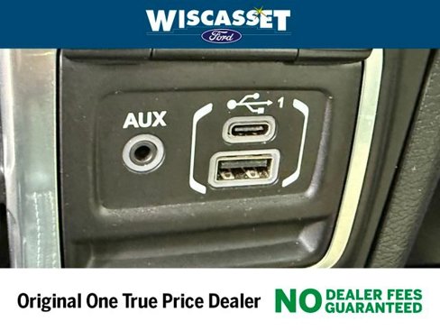 Used 2018 Jeep Wrangler Unlimited Sahara image 10
