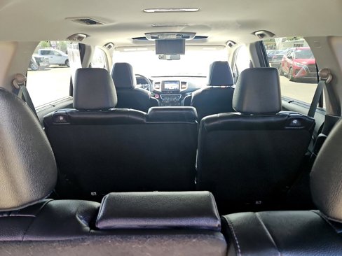 Used 2017 Honda Pilot Touring image 18