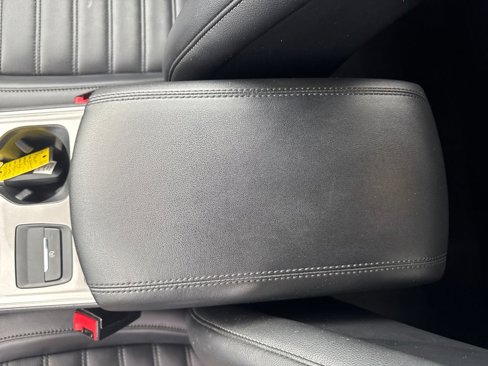 Used 2023 Ford Edge SEL image 19