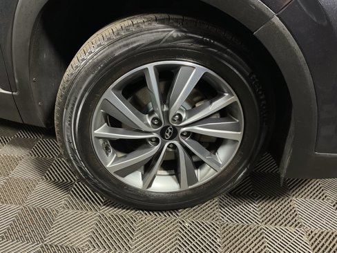 Used 2020 Hyundai Santa Fe SEL w/ Convenience Package image 35