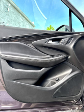 Used 2017 Buick Envision Essence image 19