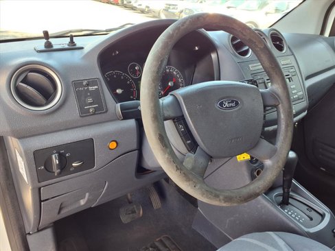 Used 2010 Ford Transit Connect XLT image 4