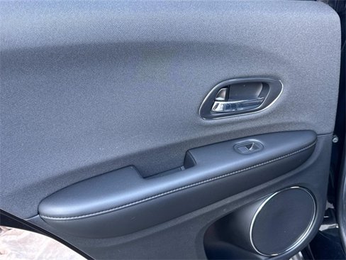 Used 2019 Honda HR-V EX image 7