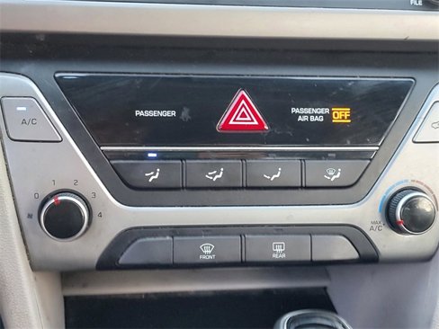 Used 2018 Hyundai Elantra SEL image 19