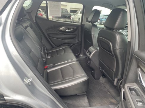 Used 2023 GMC Terrain SLT image 20