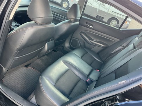 Used 2020 Nissan Altima 2.5 SR w/ Premium Package image 20