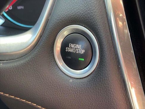 Used 2018 Chevrolet Traverse LT w/ LPO, 'HIT The Road' Package image 24