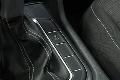Used 2022 Volkswagen Tiguan S image 19