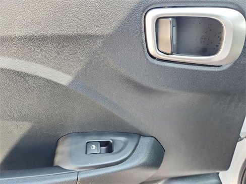 Certified 2023 Hyundai Venue SEL image 28