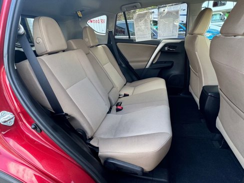 Used 2015 Toyota RAV4 XLE image 19