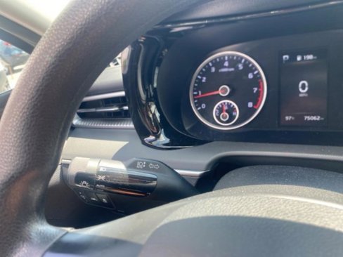 Used 2023 Kia K5 LXS image 18