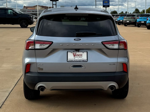 Used 2022 Ford Escape SE image 5