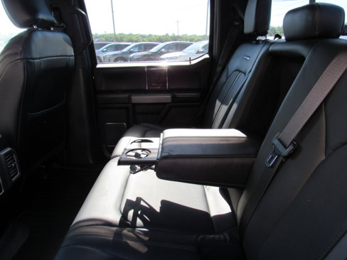 Used 2015 Ford F150 Platinum w/ Equipment Group 701A Luxury image 39