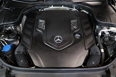 Certified 2019 Mercedes-Benz S 560 4MATIC Sedan image 30