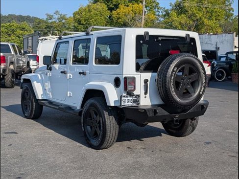 Used 2015 Jeep Wrangler Unlimited Sahara w/ Max Tow Package image 3