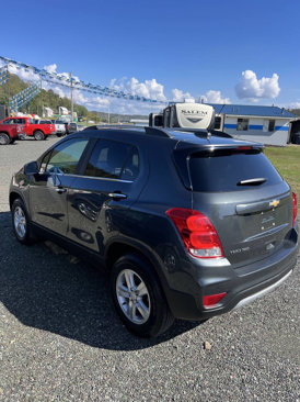Used 2018 Chevrolet Trax LT w/ LT Convenience Package image 13