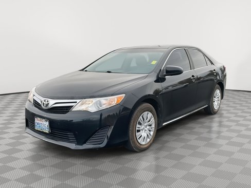 Used 2013 Toyota Camry XLE image 7