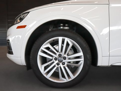 Used 2019 Audi Q5 2.0T Premium Plus image 4