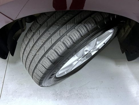 Used 2024 Ford Edge SEL image 22