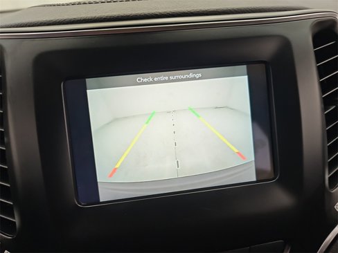 Used 2021 Jeep Cherokee Latitude Plus image 27