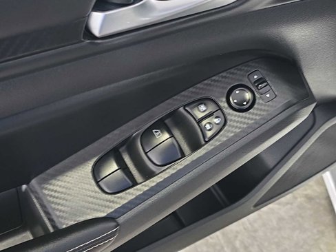Used 2024 Nissan Altima 2.5 SV image 19