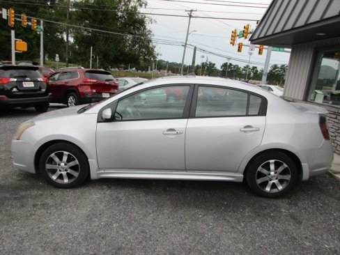 Used 2012 Nissan Sentra 2.0 SR w/ Special Edition Pkg image 5