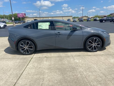 New 2025 Toyota Prius XLE image 2