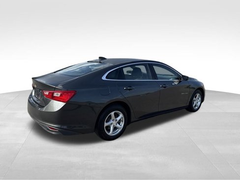 Used 2017 Chevrolet Malibu LS image 6