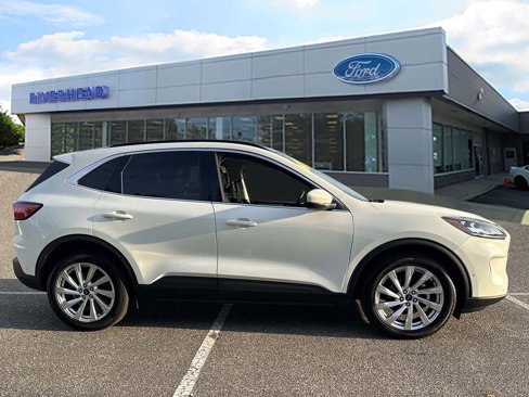 Certified 2021 Ford Escape Titanium w/ Titanium Elite Package image 3