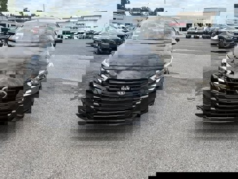 New 2025 Nissan Versa SV image 2