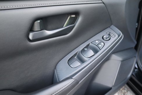 Used 2025 Nissan Sentra S image 12