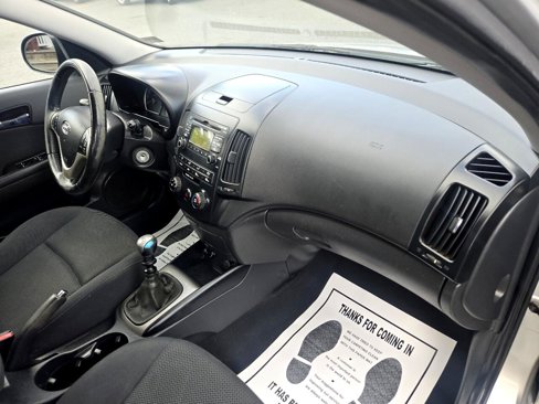 Used 2009 Hyundai Elantra image 45