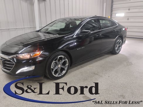 Used 2024 Chevrolet Malibu LT image 1