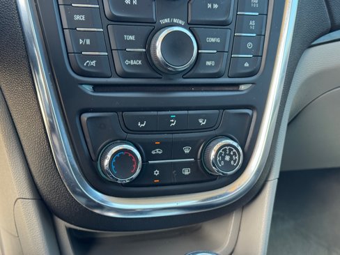 Used 2015 Buick Encore FWD image 28