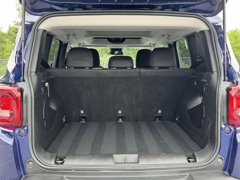 Certified 2020 Jeep Renegade Altitude image 29