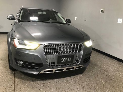 Used 2016 Audi A4 Premium w/ Audi MMI Navigation Plus image 8