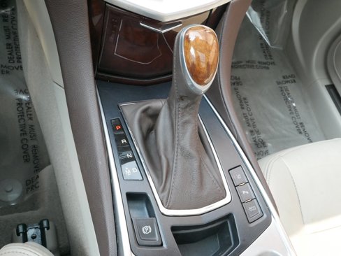 Used 2014 Cadillac SRX Luxury w/ Driver Awareness Package image 19