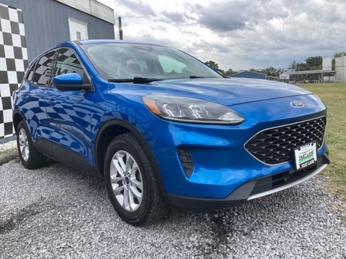 Used 2020 Ford Escape SE image 3