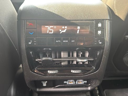 Used 2021 Jeep Grand Cherokee L Limited w/ Trailer Tow Group (B) image 14