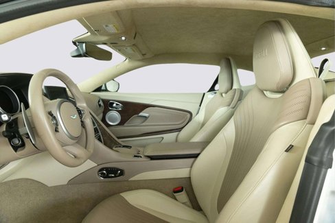 Used 2017 Aston Martin DB11 V12 image 11