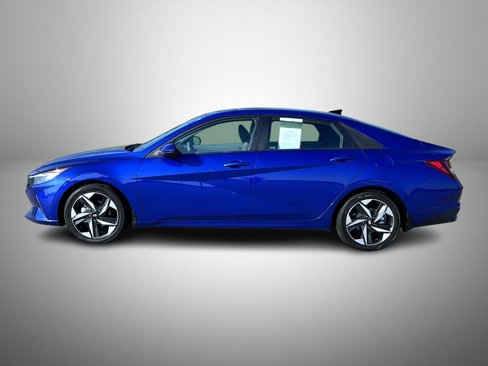 Certified 2023 Hyundai Elantra SEL w/ Convenience Package image 8