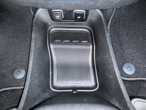 Used 2019 Chrysler Pacifica Touring-L Plus w/ Advanced Safetytec Group image 55